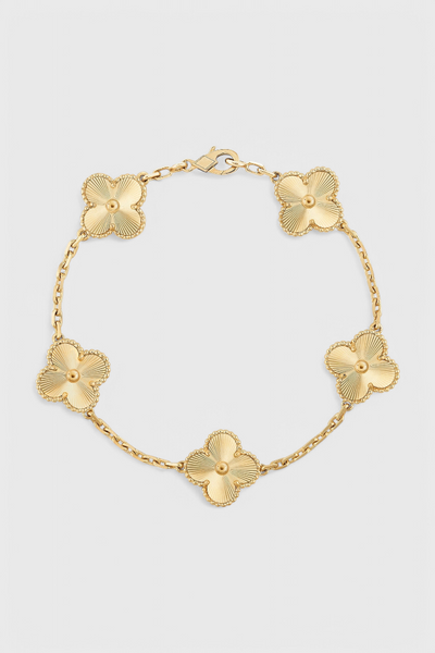 Pulsera con Motivo de Trébol y Elegancia Baño de Oro