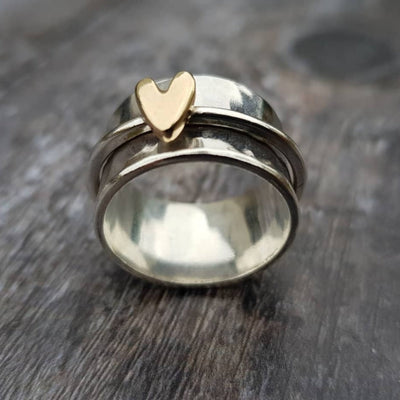Anna – Anillo de plata con corazón dorado