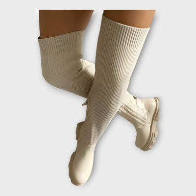 María | Botas Modernas Con Diseño Minimalista Y Versátiles