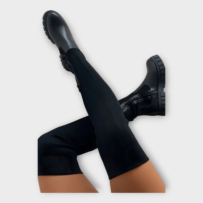 María | Botas Modernas Con Diseño Minimalista Y Versátiles