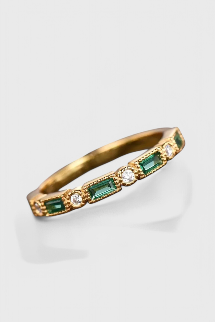 Anillo de Oro con Zirconia Verde Vintage