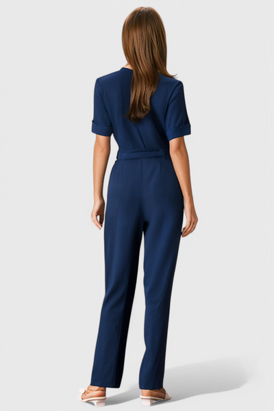 Vivienne Mono con Elegancia Sin Esfuerzo